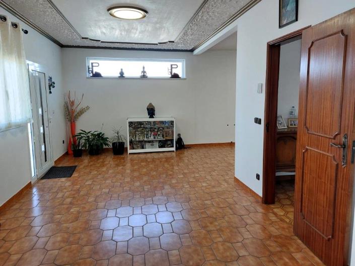 Image No.10-5 Bed Villa / Detached for sale