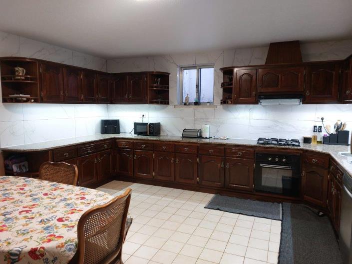 Image No.25-5 Bed Villa / Detached for sale