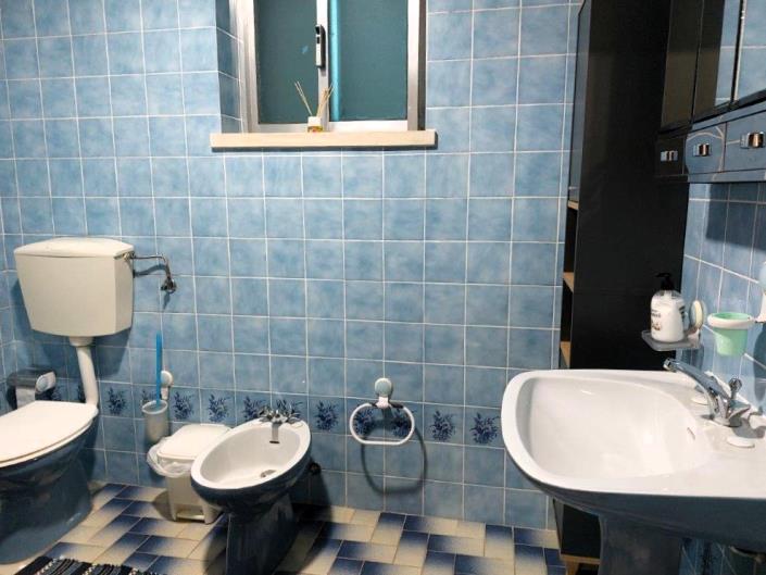 Image No.27-5 Bed Villa / Detached for sale