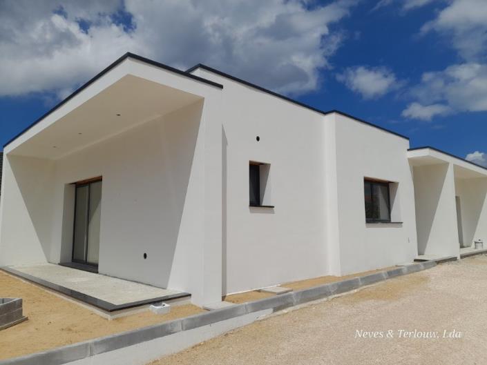 Image No.2-3 Bed House for sale