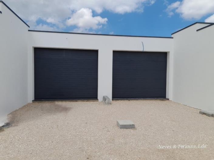 Image No.22-3 Bed House for sale