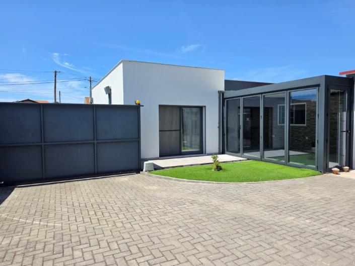 Image No.31-2 Bed House/Villa for sale