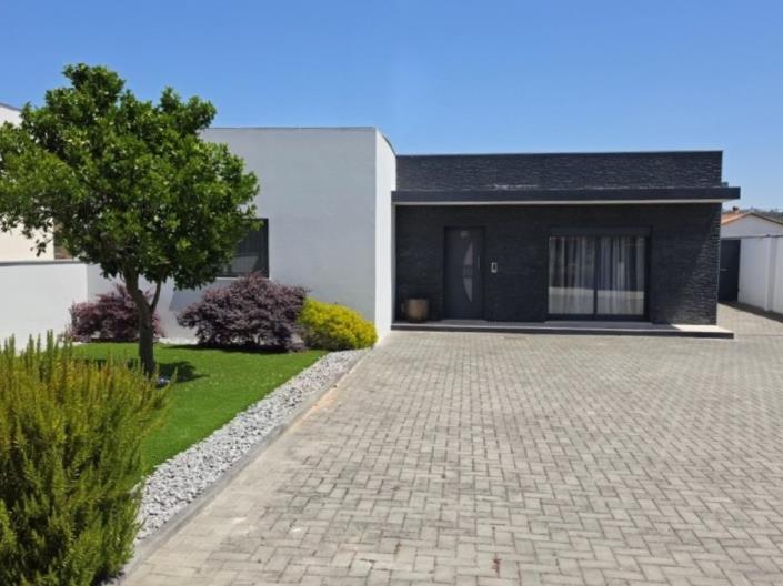 Image No.32-2 Bed House/Villa for sale