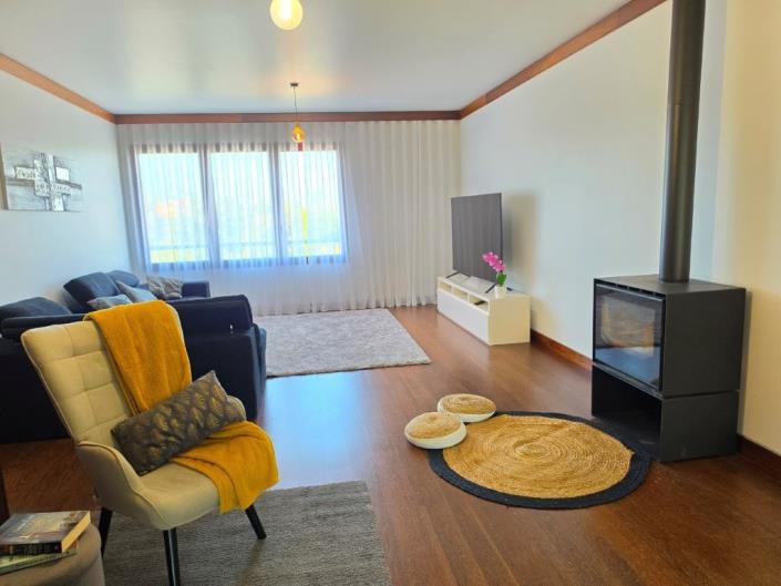 Image No.3-4 Bed Apartment for sale