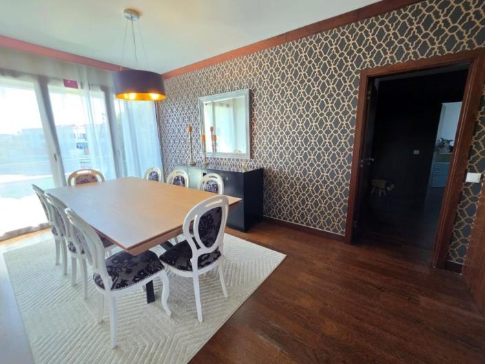 Image No.9-4 Bed Apartment for sale