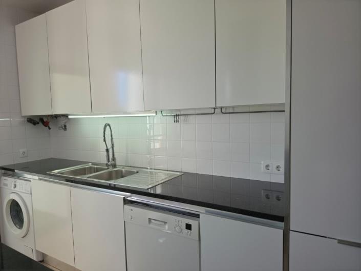 Image No.11-4 Bed Apartment for sale
