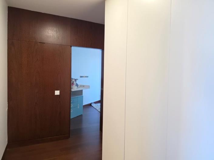 Image No.13-4 Bed Apartment for sale