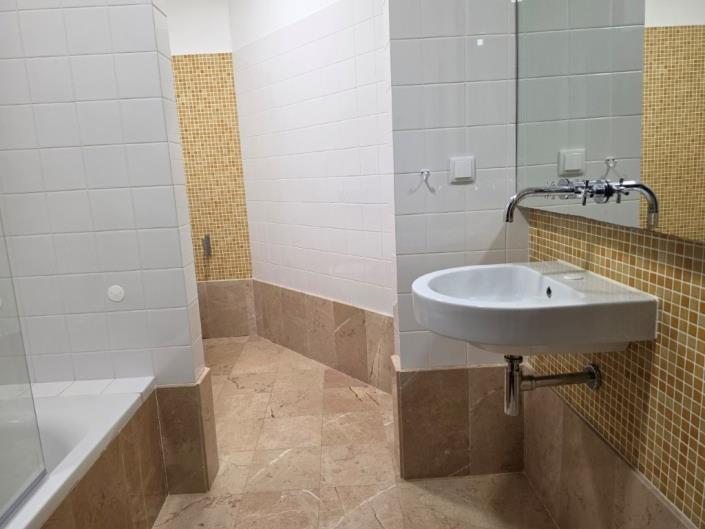Image No.17-4 Bed Apartment for sale