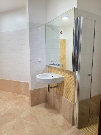 Image No.18-4 Bed Apartment for sale