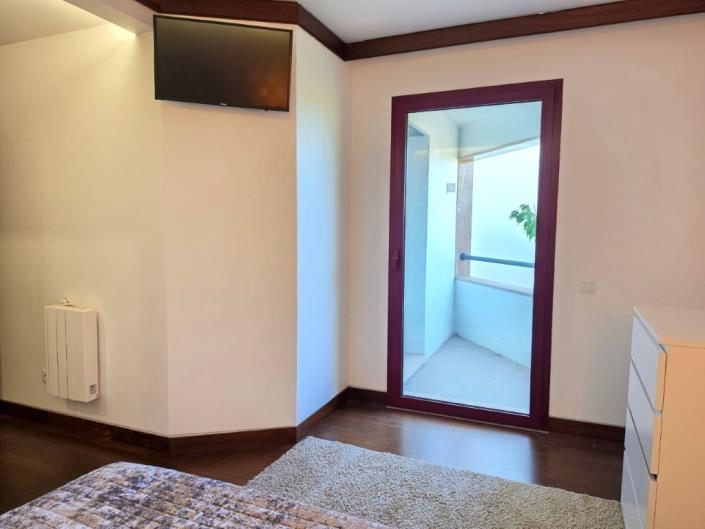 Image No.21-4 Bed Apartment for sale