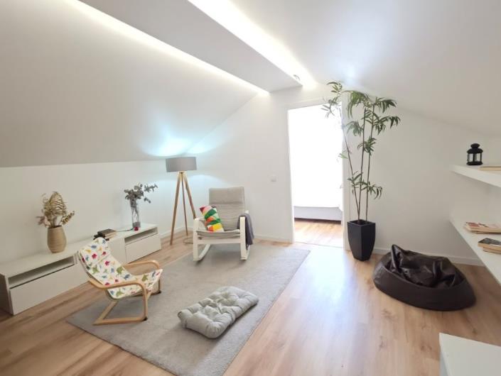 Image No.24-4 Bed Apartment for sale