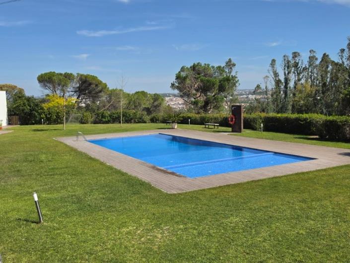Image No.35-4 Bed Apartment for sale
