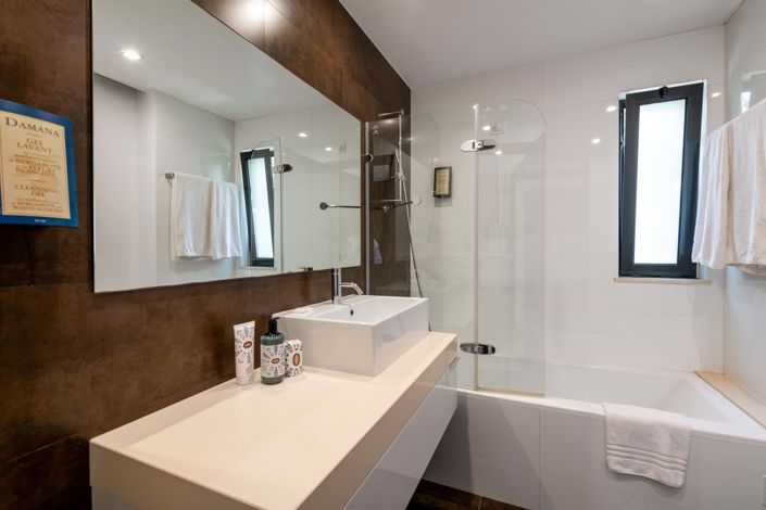 Image No.13-2 Bed Villa for sale