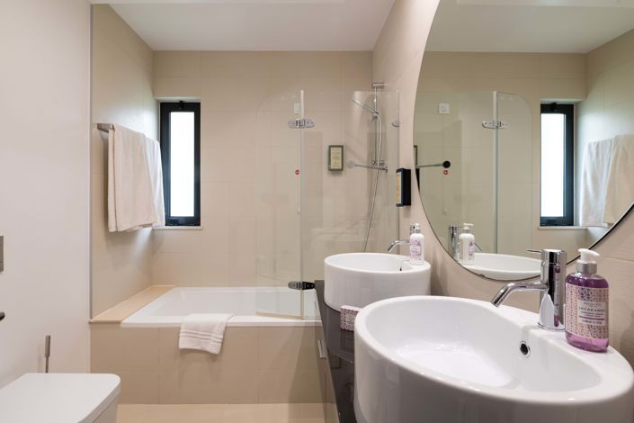 Image No.8-2 Bed Villa for sale