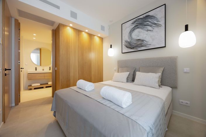 Image No.8-2 Bed Apartment for sale