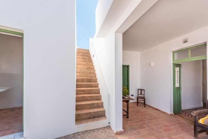 Image No.28-6 Bed Villa for sale