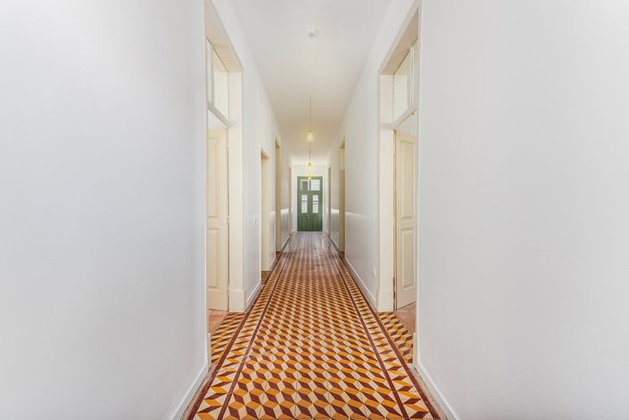 Image No.7-6 Bed Villa for sale