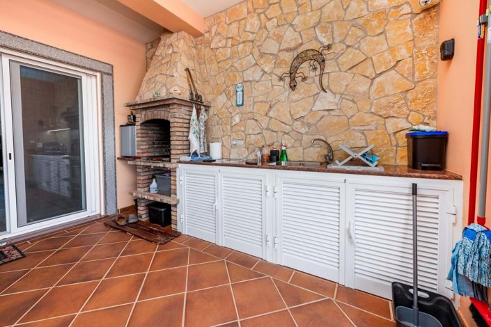 Image No.22-4 Bed Villa for sale