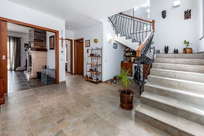 Image No.24-4 Bed Villa for sale