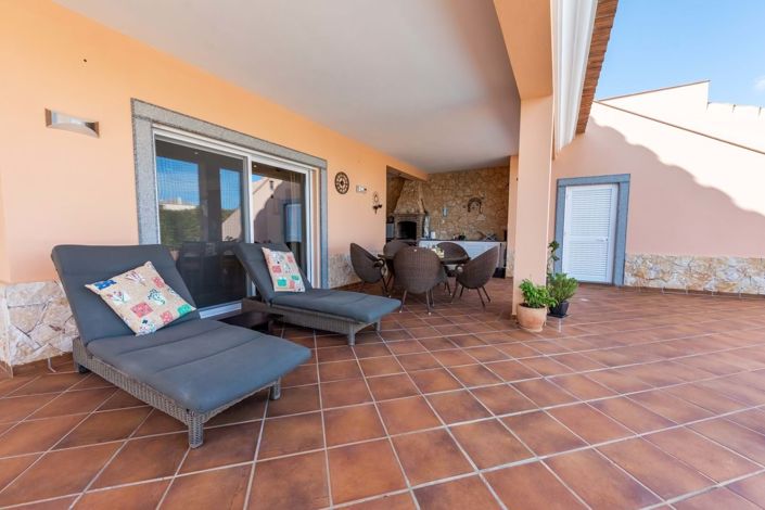 Image No.37-4 Bed Villa for sale