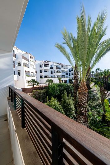 Image No.20-3 Bed Apartment for sale