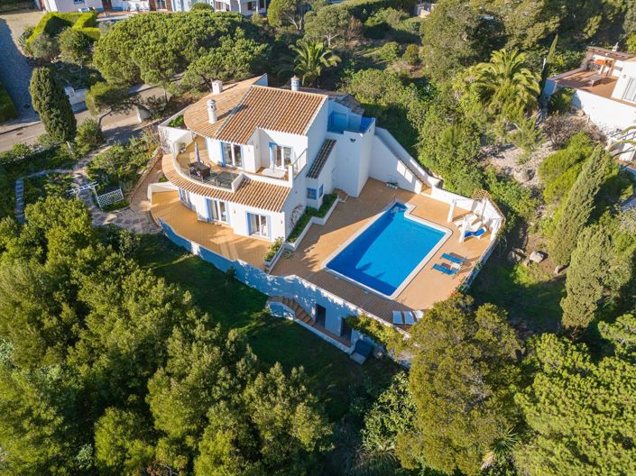 Image No.1-3 Bed Villa for sale