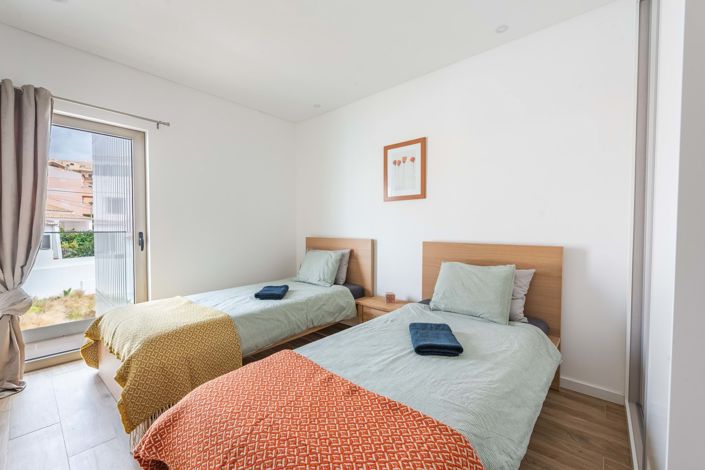 Image No.13-2 Bed Apartment for sale