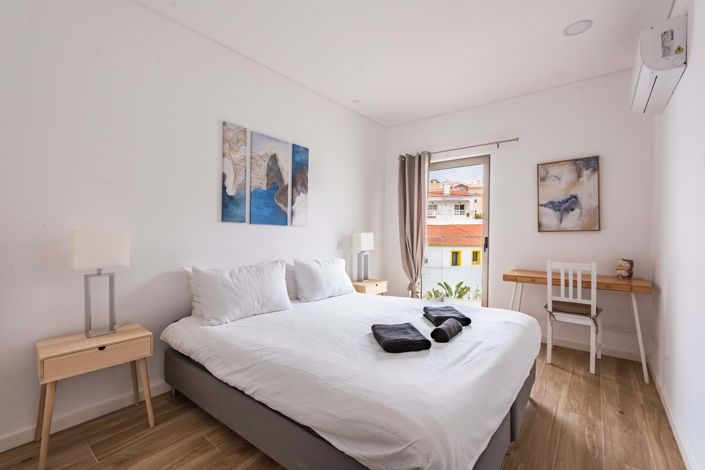 Image No.18-2 Bed Apartment for sale