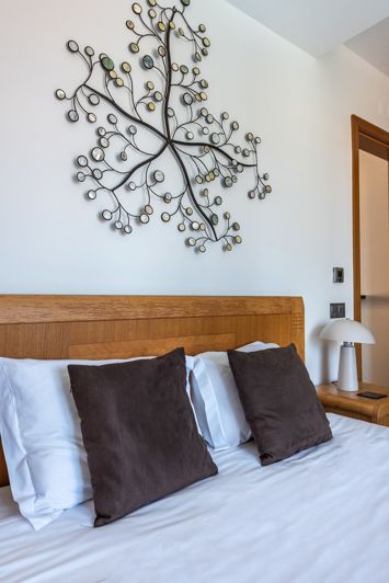 Image No.15-2 Bed Apartment for sale