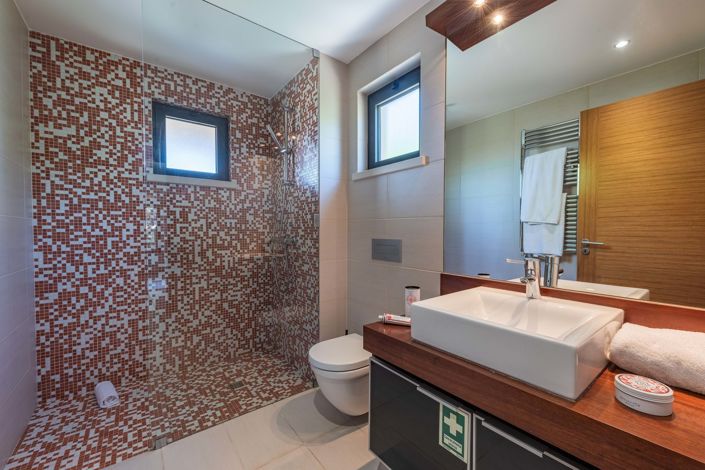 Image No.19-2 Bed Apartment for sale