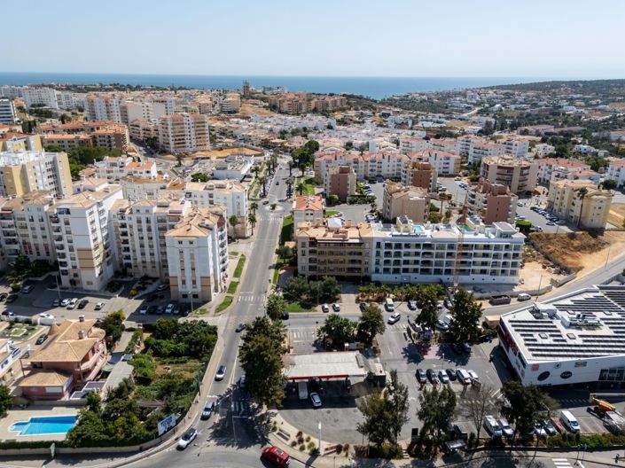 Image No.11-Commercial à vendre à Lagos