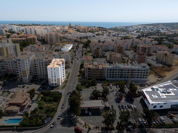 Image No.5-Commercial à vendre à Lagos