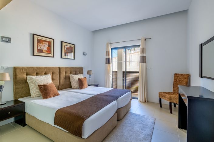 Image No.12-2 Bed Apartment for sale