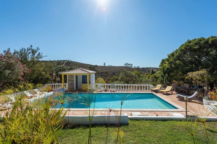 Image No.3-6 Bed Villa for sale