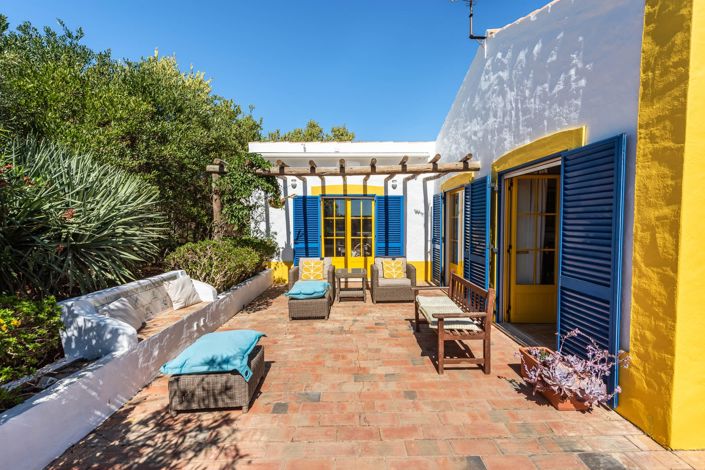 Image No.27-6 Bed Villa for sale