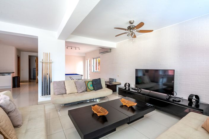 Image No.20-6 Bed Villa for sale