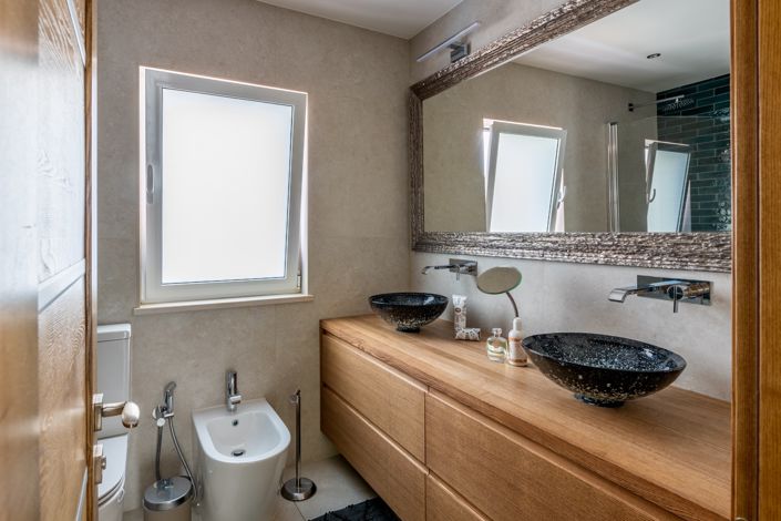 Image No.28-6 Bed Villa for sale