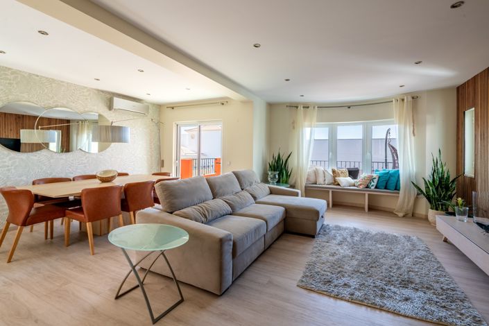 Image No.3-6 Bed Villa for sale