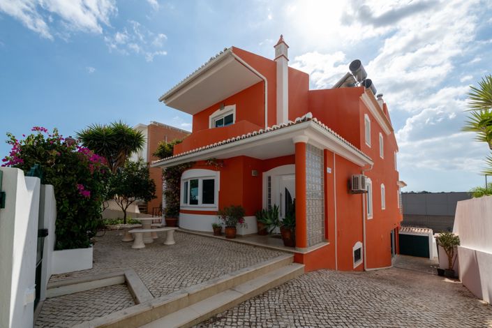 Image No.41-6 Bed Villa for sale