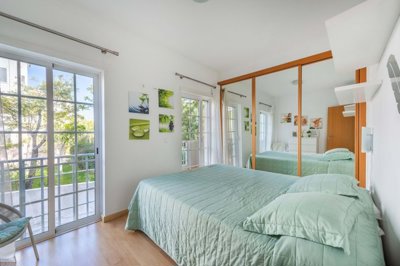 23-4523-78d1f4f8b6655591b02d22fabb36a692d73cc