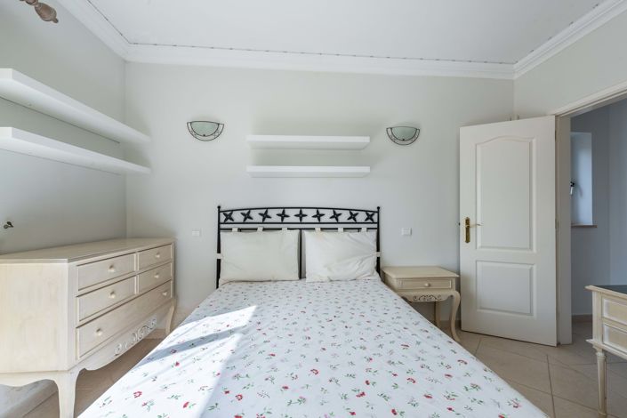 Image No.13-4 Bed Villa for sale