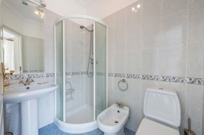 23-4535-78d1f4f8b6655591b02d22fabb36a692d73cc