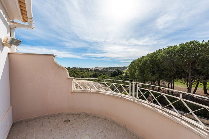 Image No.15-4 Bed Villa for sale