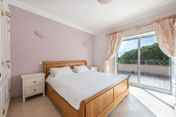 Image No.18-4 Bed Villa for sale