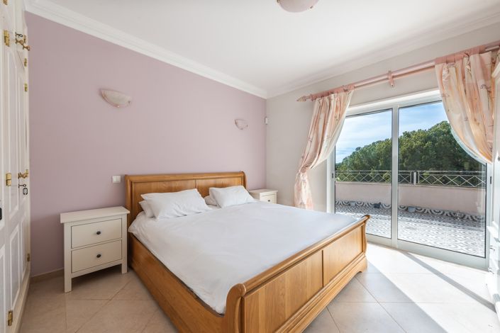 Image No.19-4 Bed Villa for sale