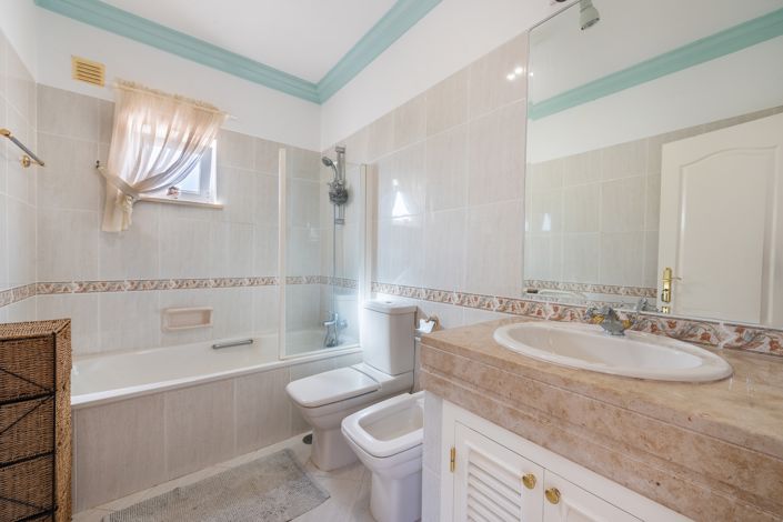 Image No.21-4 Bed Villa for sale