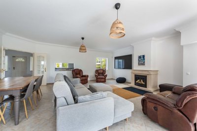 23-4535-78d1f4f8b6655591b02d22fabb36a692d73cc