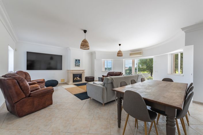 Image No.4-4 Bed Villa for sale