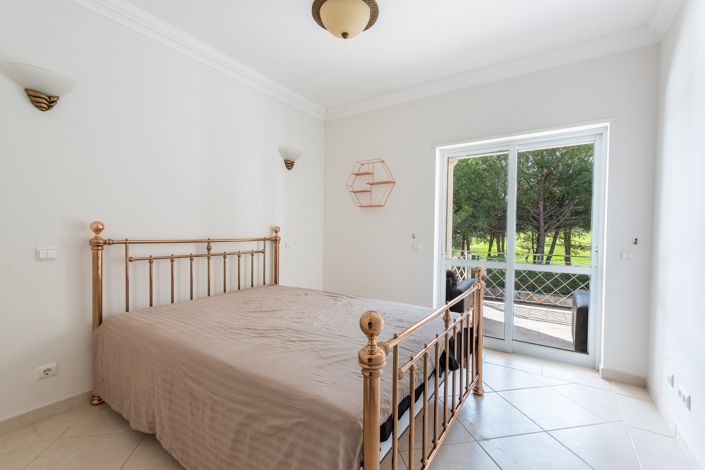 Image No.8-4 Bed Villa for sale