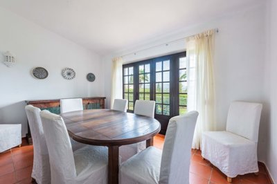 23-4532-78d1f4f8b6655591b02d22fabb36a692d73cc